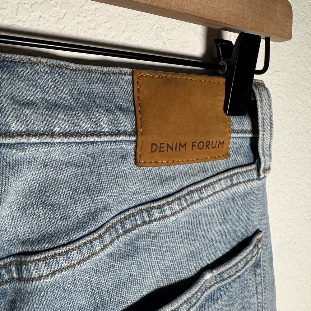 Denim Forum Arlo Jeans | High Rise Straight‎ Light Wash Button Fly | Womens 26 - Picture 9 of 12